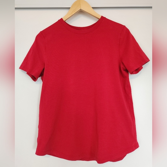 Bundle of 2 Lululemon Love Crew t-shirts - Picture 4 of 4